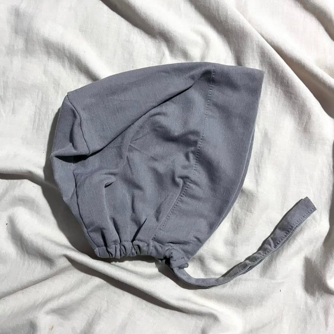 Cycamelia Ciput Arab Tali Abu-abu